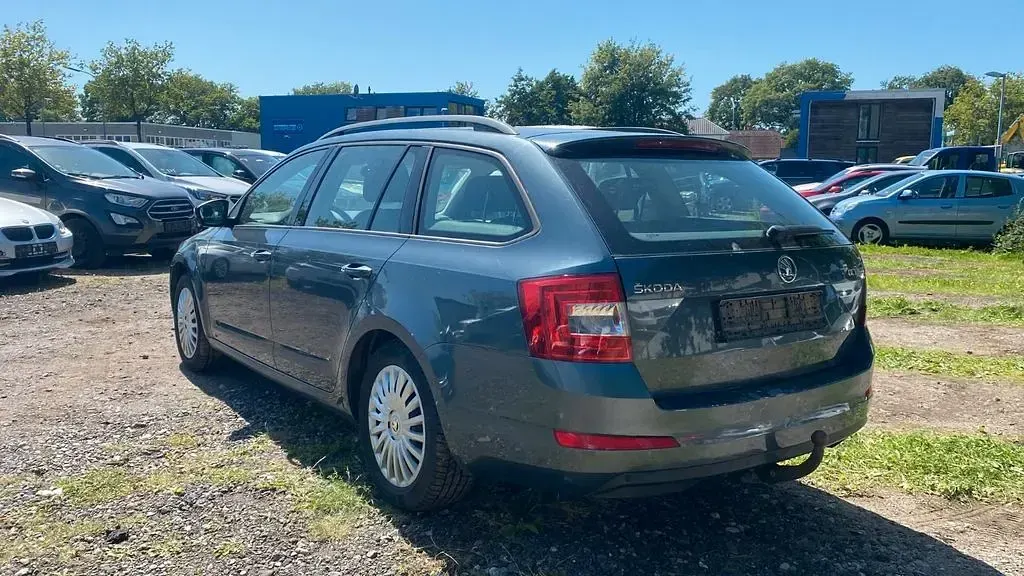 Gebraucht Skoda Octavia 105 PS (77 kW) 2015 Kombi