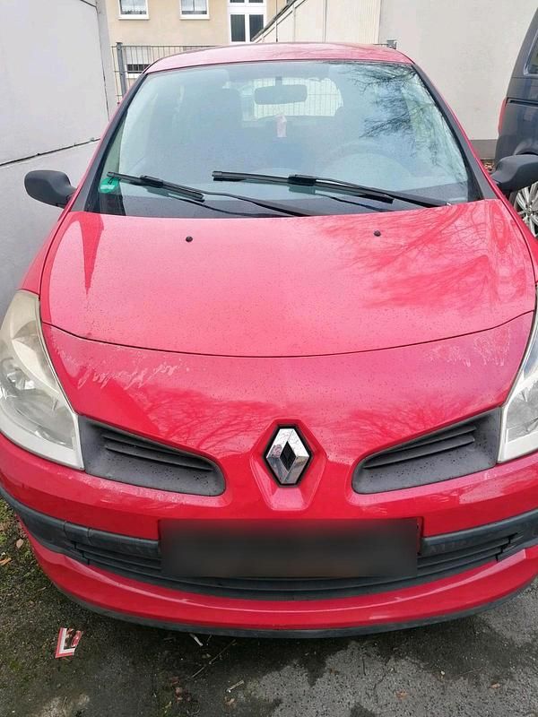 Second-hand Renault Clio II 2006 Roșu Hatchback