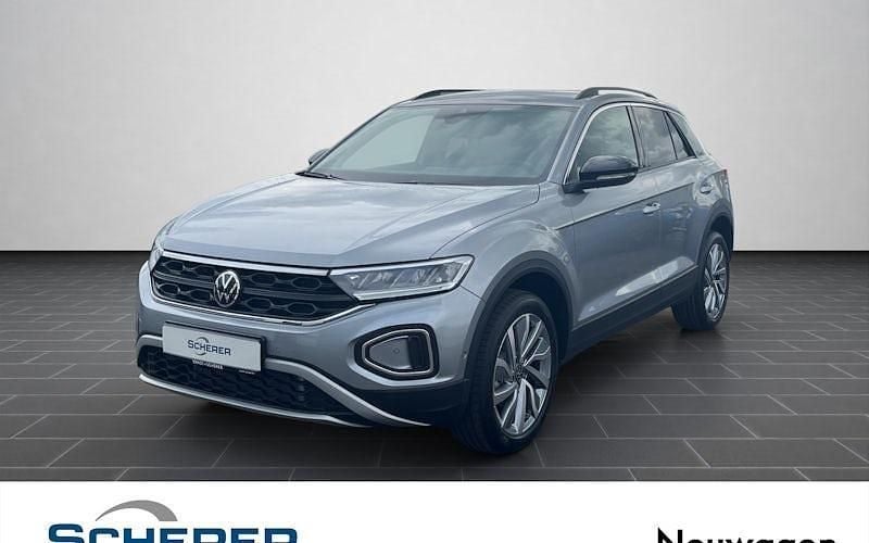 Silber Neu 2025 VW T-Roc Goal SUV | 40.465 € (Etwas zu teuer) - Bild 1/4