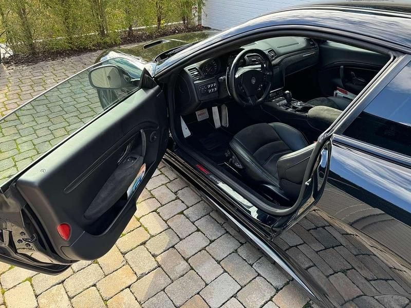 Gebraucht Maserati Granturismo 460 PS (338 kW) 2019 Schwarz Coupé