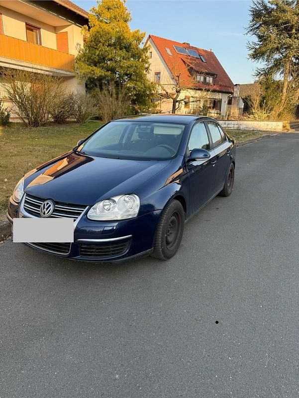 Blau Gebraucht 2005 VW Jetta Limousine | 1.000 € (Superpreis) - Bild 1/2