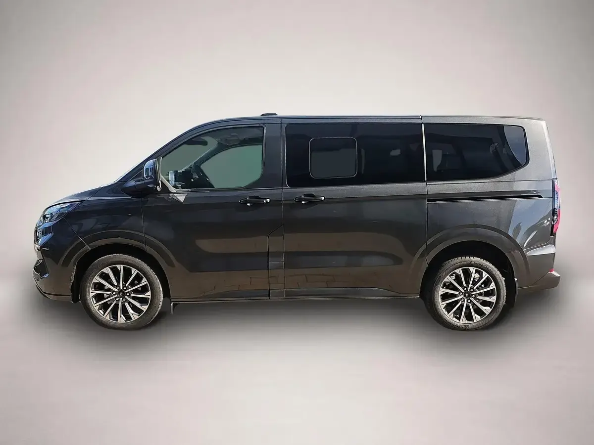 Neu Ford Tourneo Custom Titanium X 170 PS (125 kW) 2026 Manufacturer Van