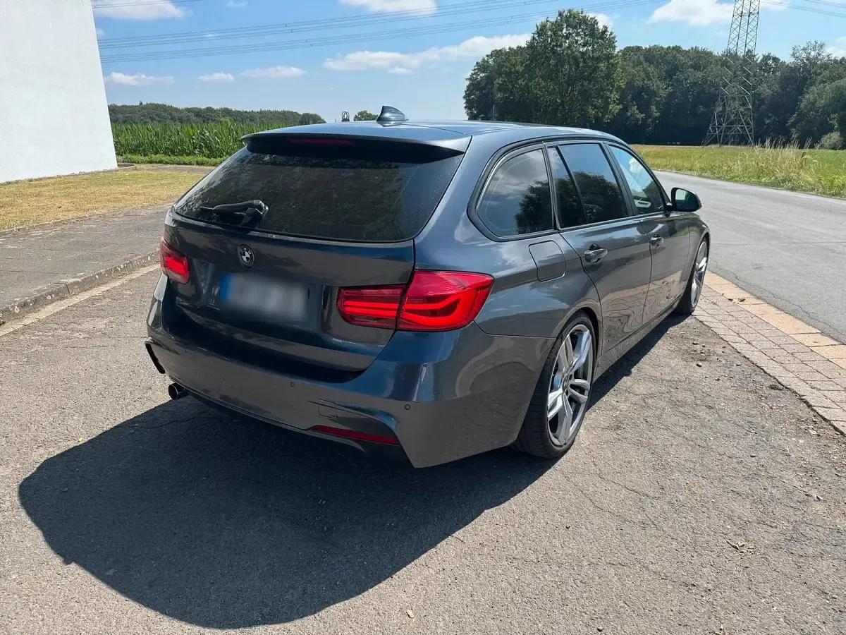 Gebraucht BMW 320 M Performance 200 PS (147 kW) 2013 Grau Kombi