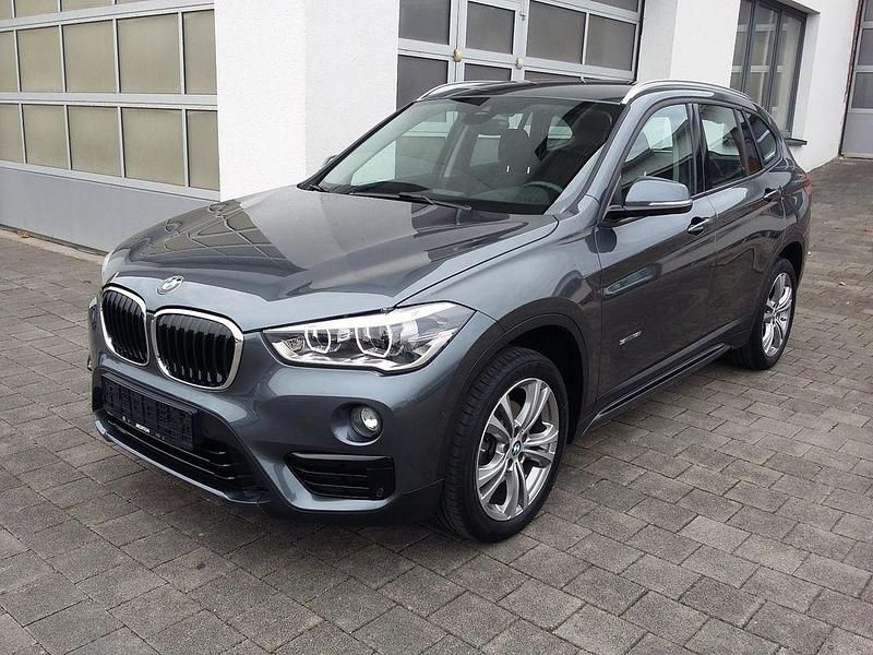 Grau Gebraucht 2017 BMW X1 Sport Line SUV | 19.900 € (Fairer Preis) - Bild 1/4
