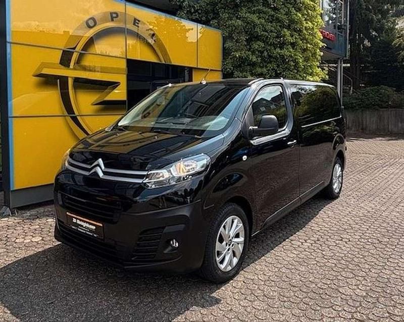 Schwarz Gebraucht 2019 Citroën Jumpy Van / Kleinbus | 15.995 € (Teuer) - Bild 1/4