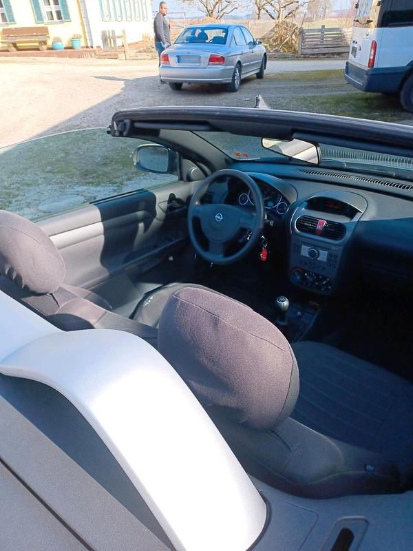 Gebraucht Opel Tigra 90 PS (66 kW) 2005 Silber Cabrio