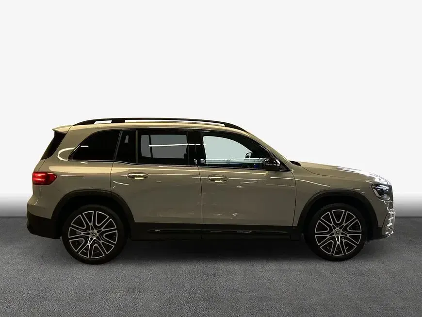 Gebraucht Mercedes GLB180 AMG 116 PS (85 kW) 2026 Alpingrau SUV