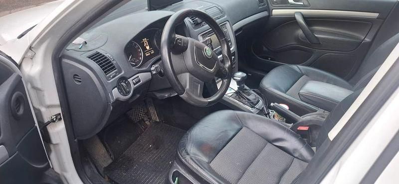 Gebraucht Skoda Octavia 140 PS (102 kW) 2013 Weiß Limousine