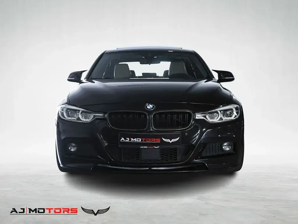 Gebraucht BMW 330 M Sport 252 PS (185 kW) 2018 Schwarz Limousine