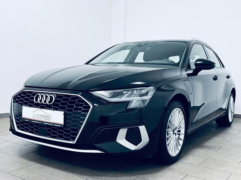 Schwarz Gebraucht 2021 Audi A3 Sportback e-tron Advanced Kleinwagen | 18.980 € (Fairer Preis) - Bild 1/4