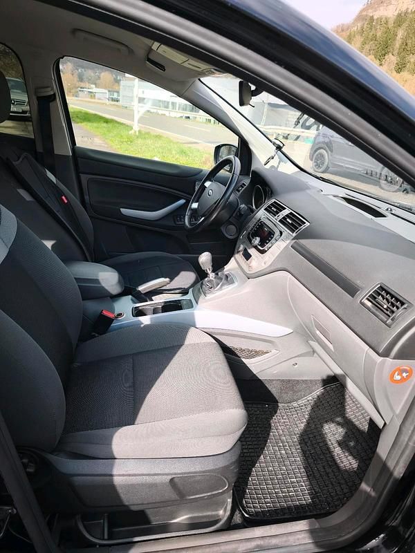 Gebraucht Ford Kuga 150 PS (110 kW) 2012 Schwarz SUV