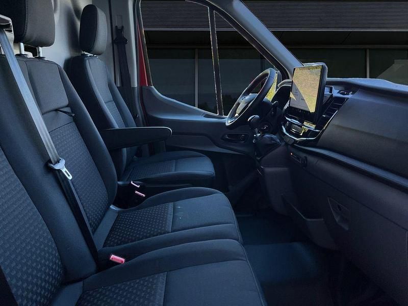 Neu Ford Transit Trend 131 PS (96 kW) 2026 Race red uni Limousine