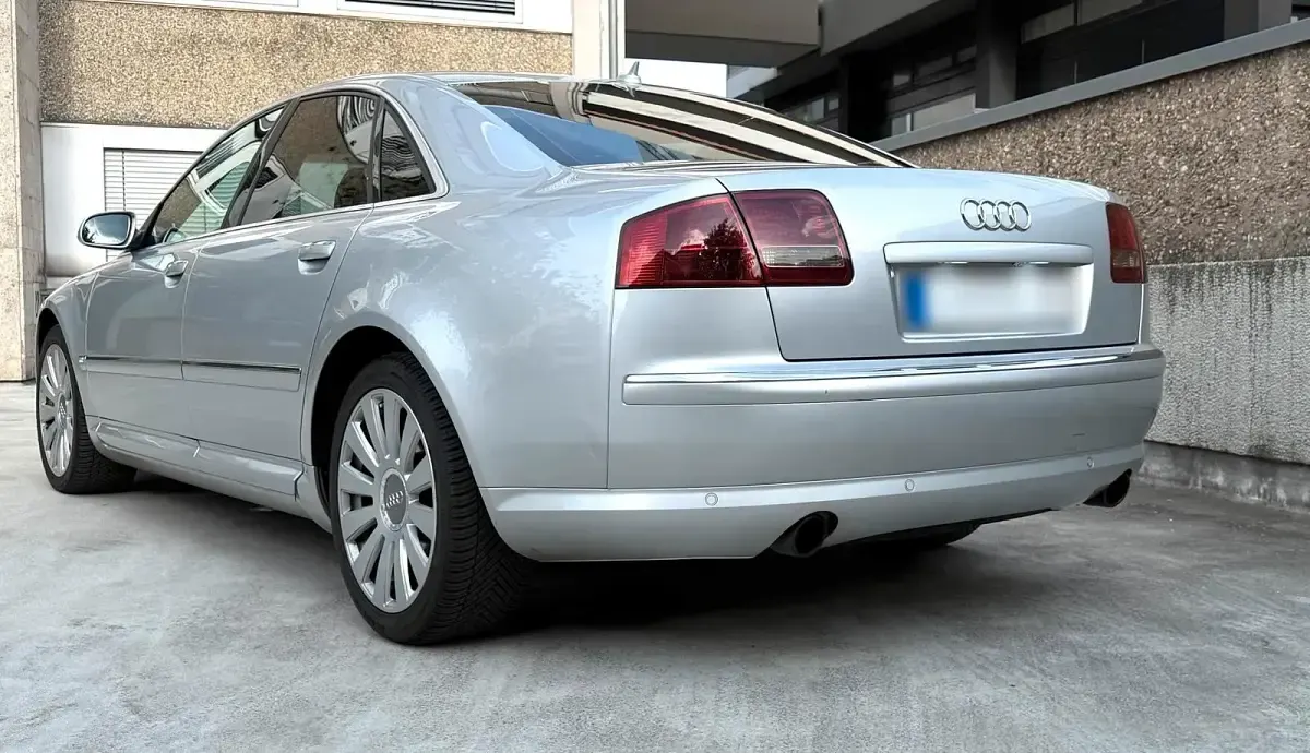 Gebraucht Audi A8 275 PS (202 kW) 2004 Silber Limousine