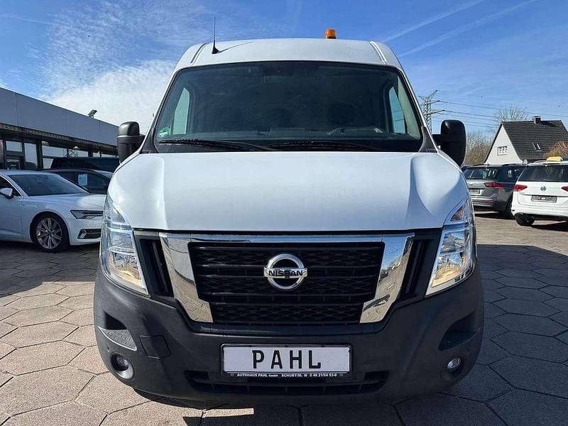 Gebraucht Nissan Interstar N-Connecta 150 PS (110 kW) 2022 Polar white Van