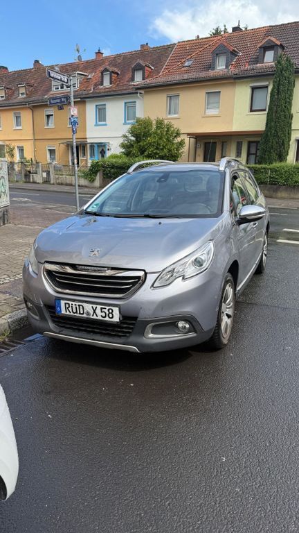 Grau Gebraucht 2014 Peugeot 2008 Allure SUV | 5.950 € (Guter Preis) - Bild 1/4