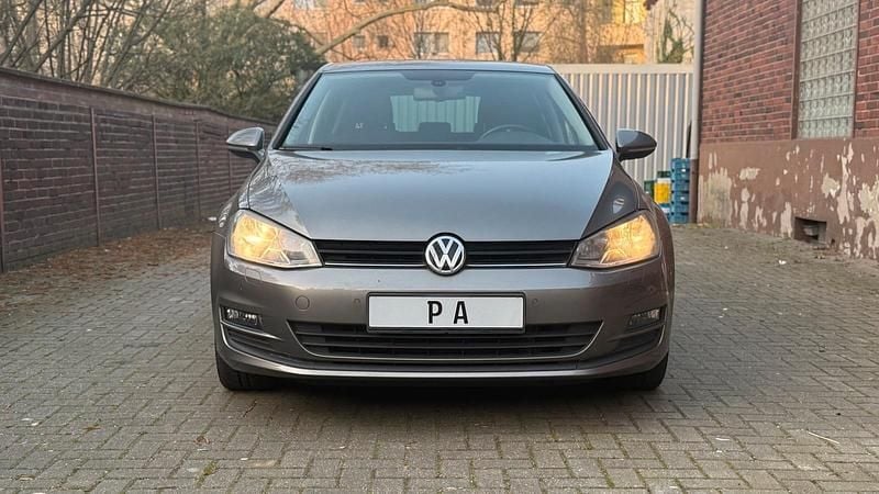 Gebraucht VW Golf VII Trendline 86 PS (63 kW) 2013 Grau Kleinwagen