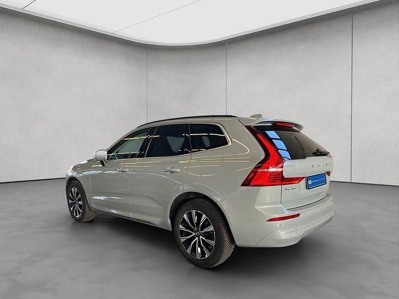 Gebraucht Volvo XC60 250 PS (183 kW) 2024 Grau SUV