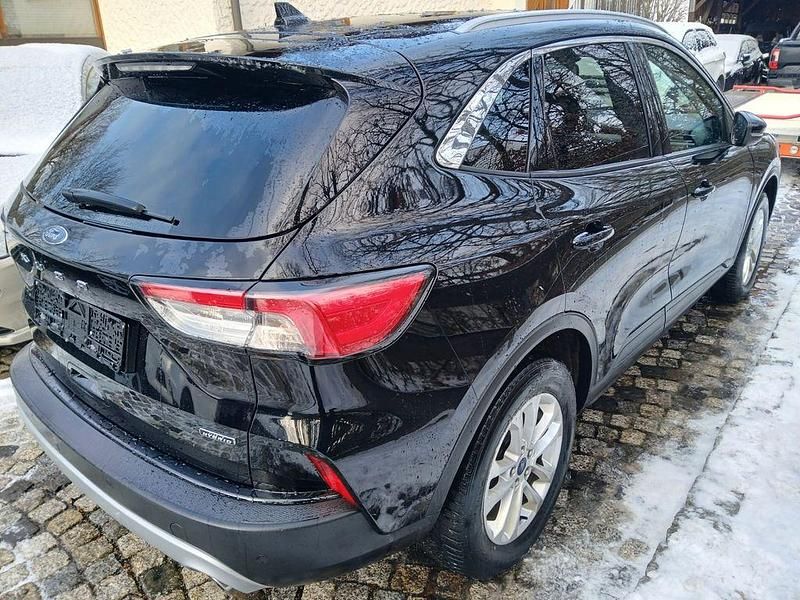 Gebraucht Ford Kuga Titanium 224 PS (164 kW) 2022 Schwarz SUV