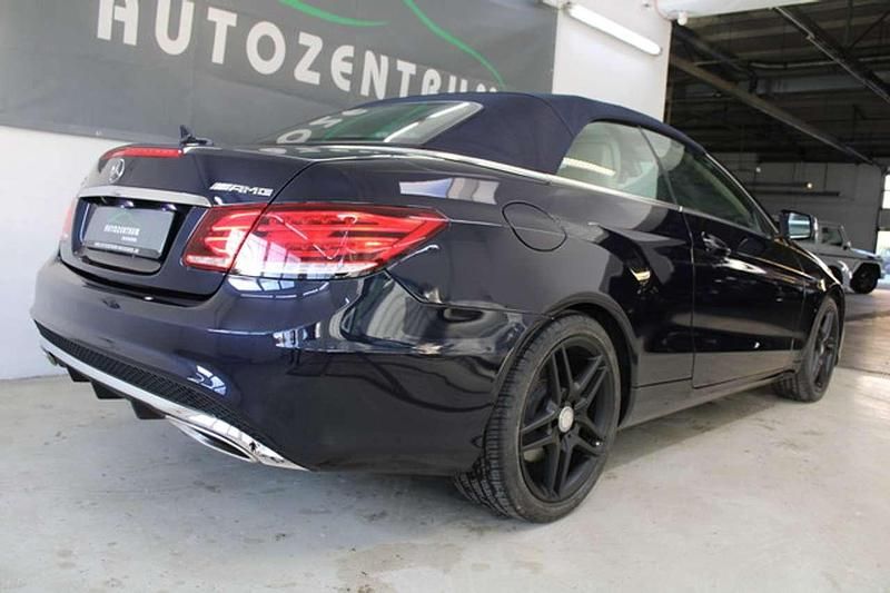 Gebraucht Mercedes E400 AMG 333 PS (244 kW) 2014 Blau Cabrio