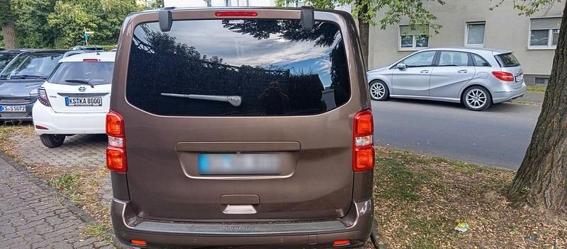 Gebraucht Toyota Proace 177 PS (130 kW) 2017 Braun Van / Kleinbus