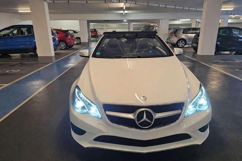 Gebraucht Mercedes E200 184 PS (135 kW) 2015 Weiß Cabrio