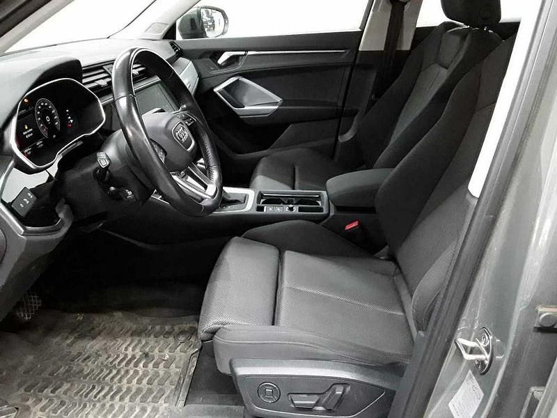 Gebraucht Audi Q3 S-Line 190 PS (139 kW) 2019 Chronosgrau metallic SUV