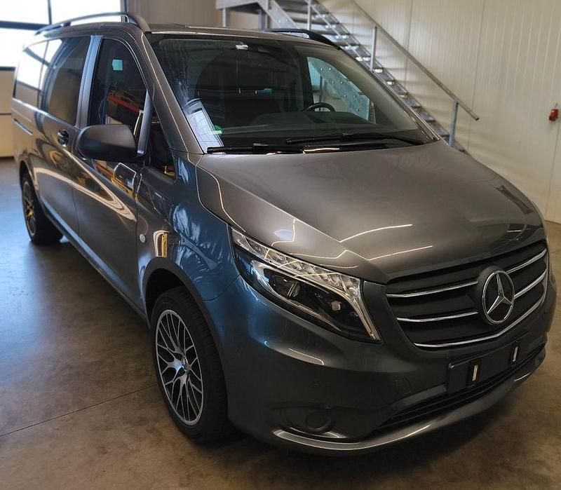 Gebraucht Mercedes Vito 190 PS (139 kW) 2021 Grau Van
