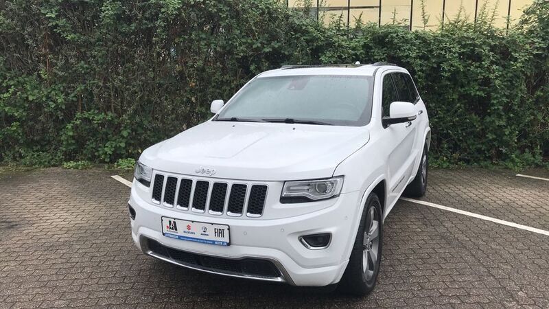 Weiss Gebraucht 2015 Jeep Grand Cherokee Overland SUV | 27.400 € - Bild 1/4