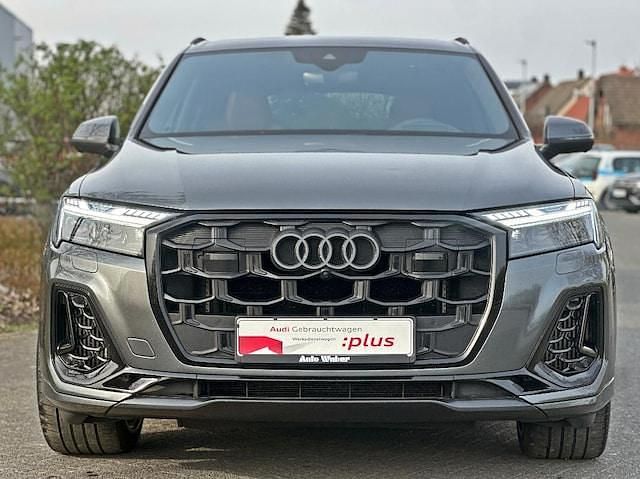 Gebraucht Audi SQ7 Ambiente 507 PS (372 kW) 2024 Daytonagrau perleffekt SUV