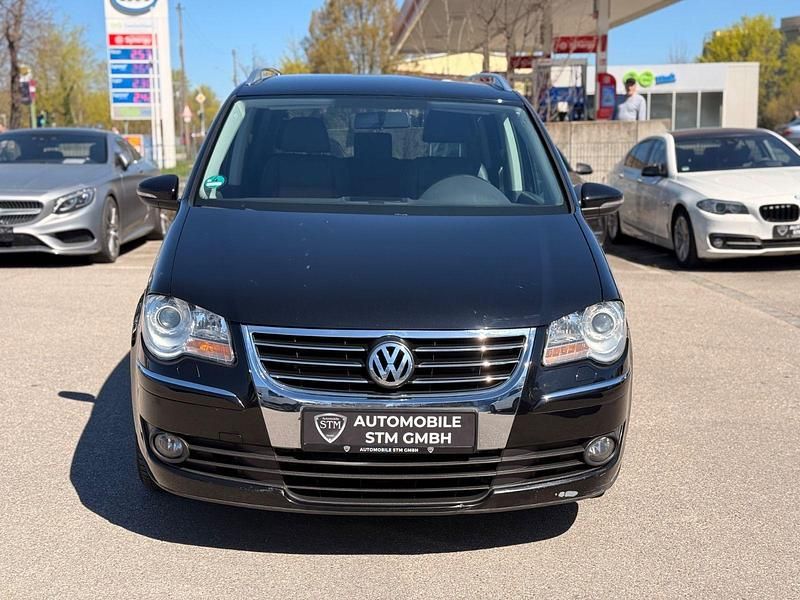 Gebraucht VW Touran Highline 140 PS (102 kW) 2010 Schwarz Van / Kleinbus