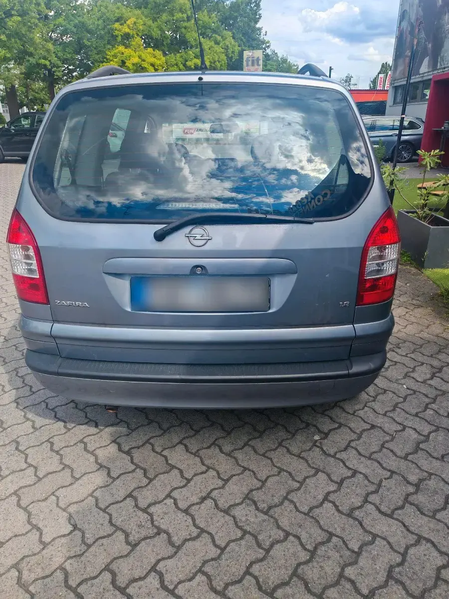 Gebraucht Opel Zafira Njoy 125 PS (91 kW) 2004 Grau Van / Kleinbus