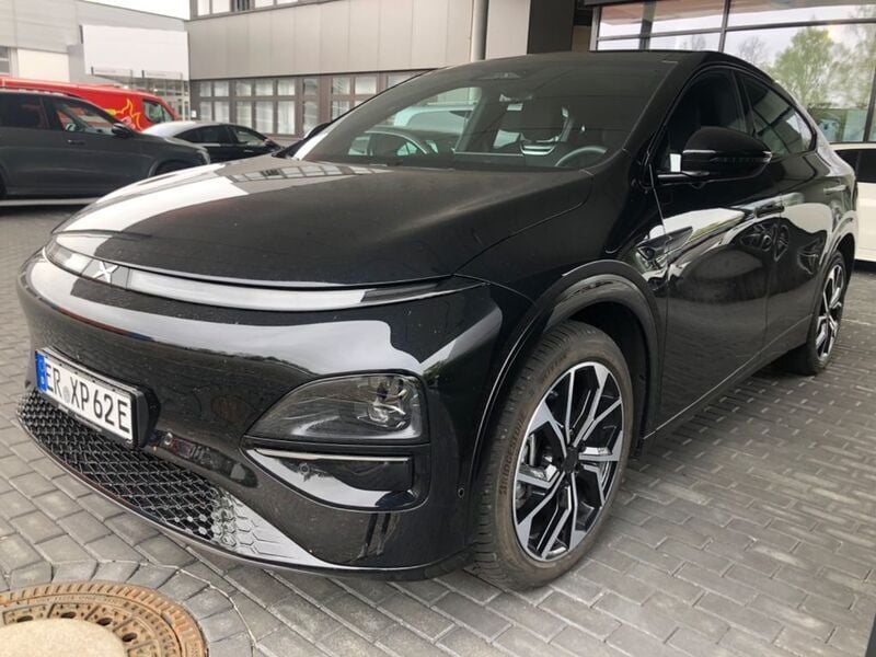 Schwarz Gebraucht 2024 XPENG G6 AWD Performance SUV | 43.890 € (Guter Preis) - Bild 1/4