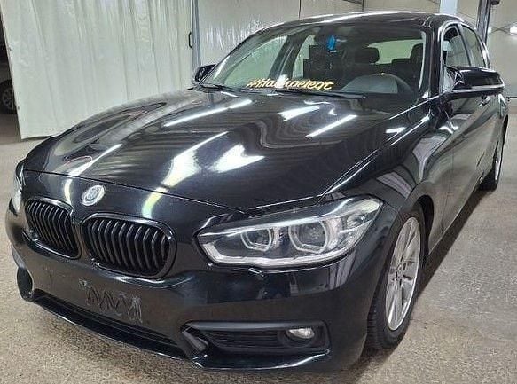 Schwarz Gebraucht 2016 BMW 118 Advantage Kleinwagen | 6.900 € (Fairer Preis) - Bild 1/4