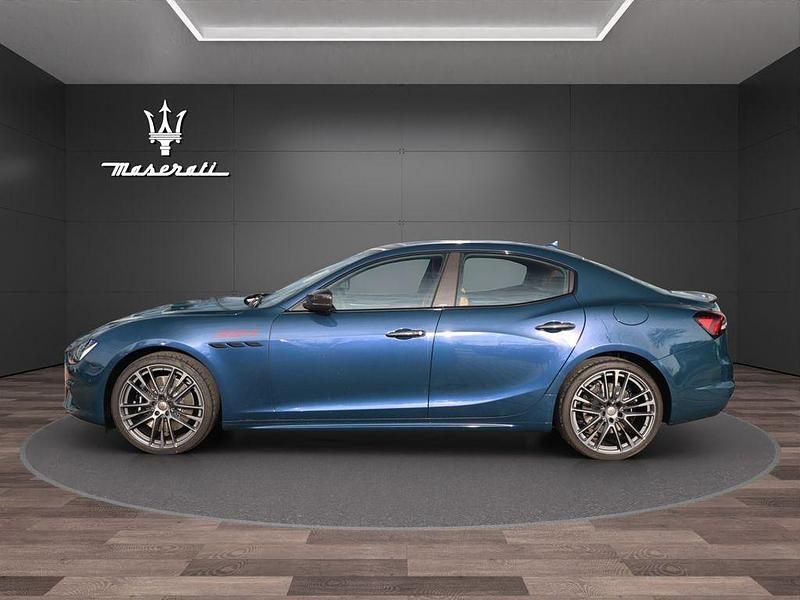 Gebraucht Maserati Ghibli 581 PS (427 kW) 2024 Blu di persia Coupé