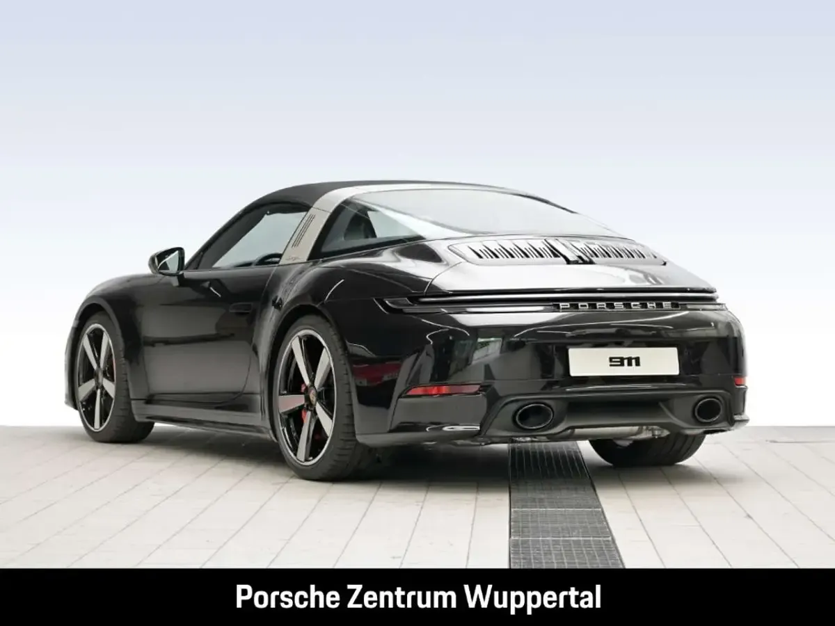 Neu Porsche 992 480 PS (353 kW) 2026 Tiefschwarz Coupé