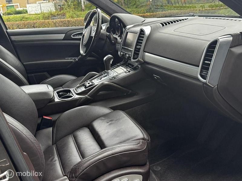Gebraucht Porsche Cayenne 420 PS (308 kW) 2013 Braun SUV