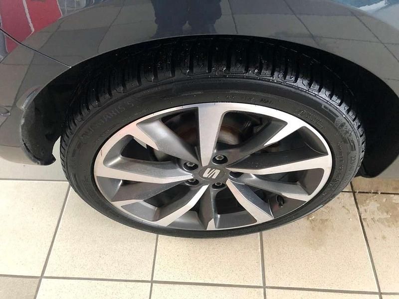 Gebraucht Seat Leon FR 150 PS (110 kW) 2021 "magnetic tech" Limousine