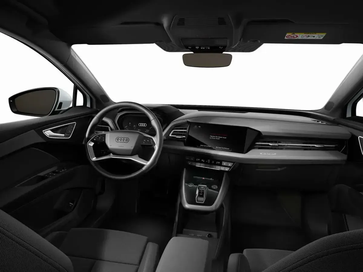 Gebraucht Audi Q4 e-tron Ambiente 150 kW (204 PS) 2025 Weiß SUV