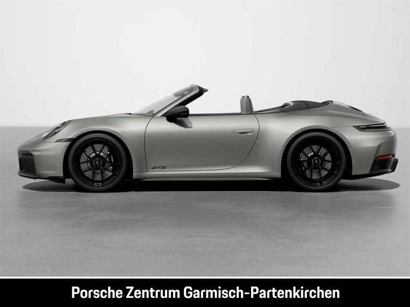Neu Porsche 911 541 PS (397 kW) 2026 Grün Cabrio