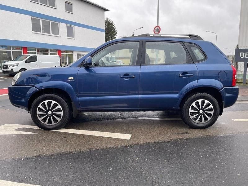 Gebraucht Hyundai Tucson Edition+ 141 PS (103 kW) 2009 Blau SUV