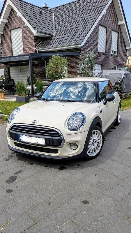 Weiß Gebraucht 2014 Mini ONE Kleinwagen | 7.998 € (Fairer Preis) - Bild 1/4