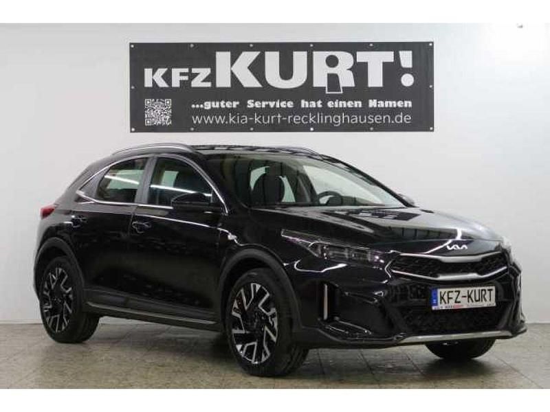 Schwarz (metallic) Gebraucht 2024 Kia XCeed Vision SUV | 19.990 € (Superpreis) - Bild 1/4