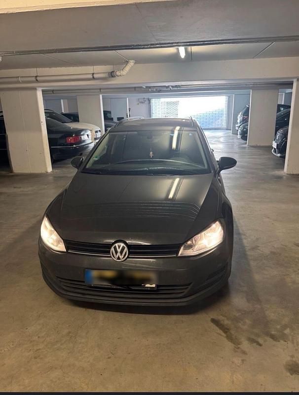 Grau Gebraucht 2014 VW Golf VII Kombi | 9.300 € (Teuer) - Bild 1/4