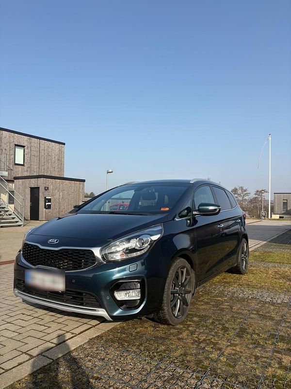 Gebraucht Kia Carens 141 PS (103 kW) 2017 Andere farben Van / Kleinbus