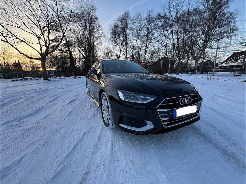 Schwarz Gebraucht 2020 Audi A4 Advanced Kombi | 22.600 € (Fairer Preis) - Bild 1/4