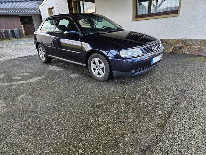 Gebraucht Audi A3 101 PS (74 kW) 2002 Blau Kleinwagen