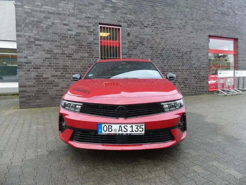 Gebraucht Opel Astra 131 PS (96 kW) 2023 Kardio rot Kombi