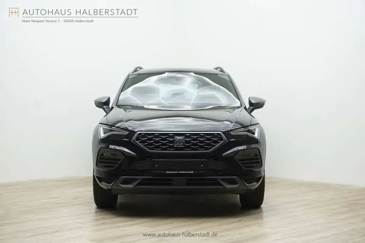 Gebraucht Seat Ateca FR-Line 150 PS (110 kW) 2025 Black magic perleffe (metallic) SUV