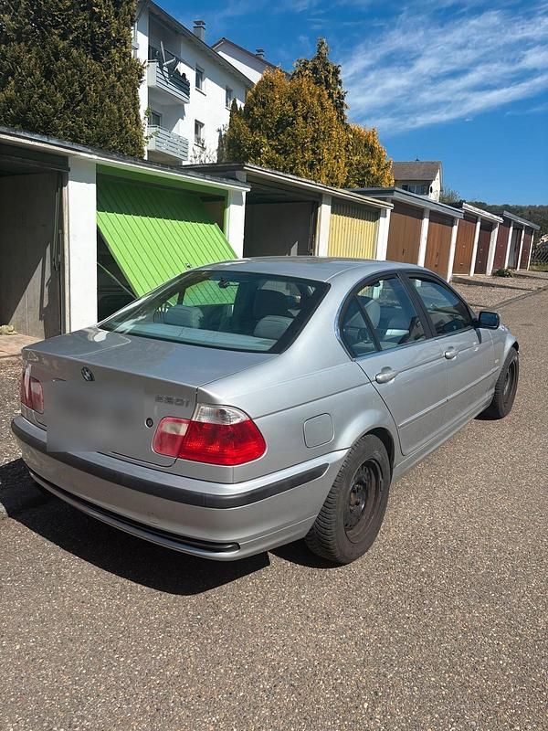 Occasion BMW 320 170 ch (125 kW) 2000 Argent Berline