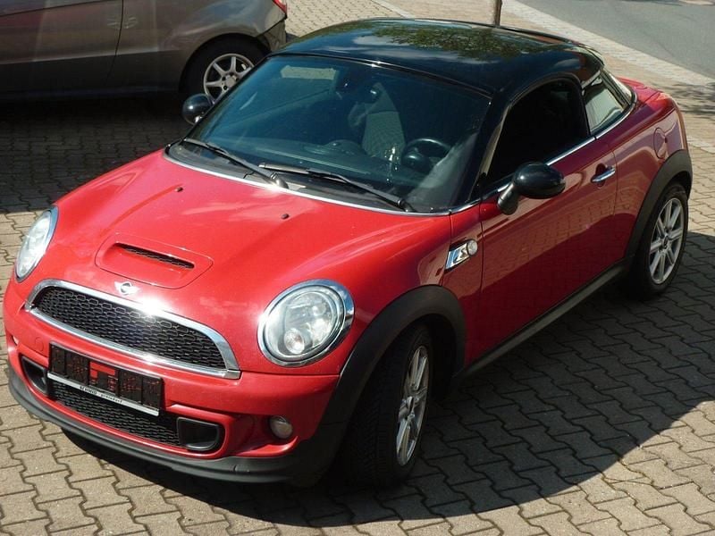 Rot Gebraucht 2014 Mini Cooper SD Coupé Coupé | 5.300 € - Bild 1/4